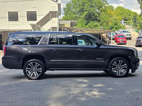 Used 2018 GMC Yukon XL Denali w/ Denali Ultimate Package RWD image 8