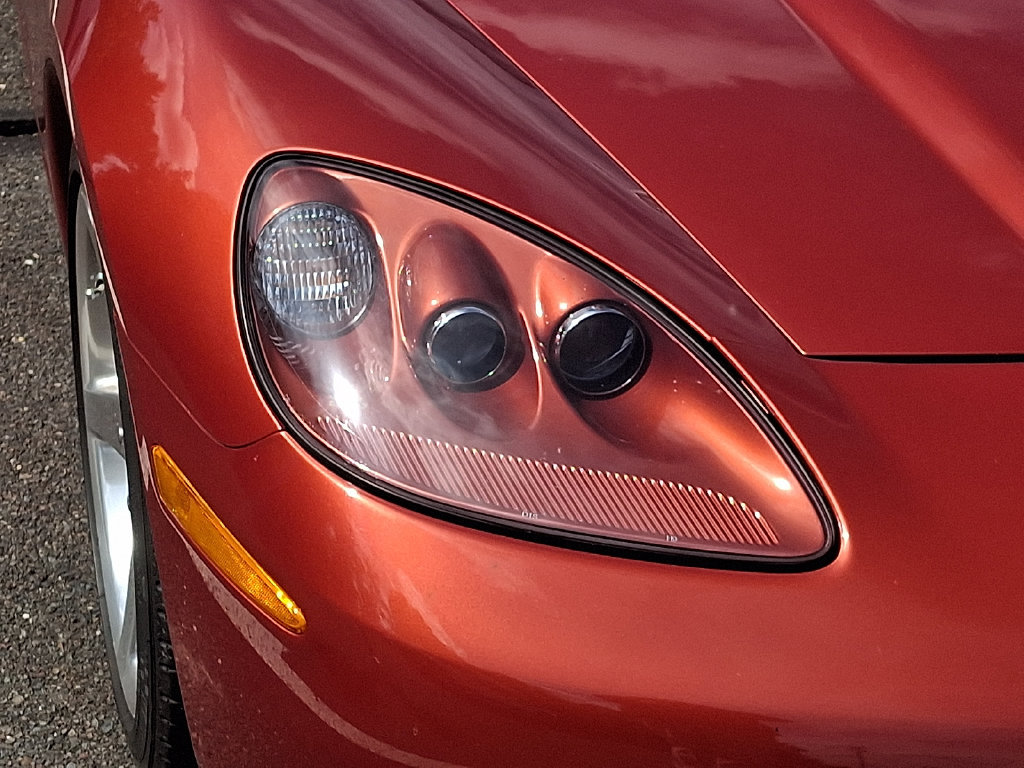 Used 2005 Chevrolet Corvette Convertible w/ Preferred Equipment Group RWD image 10