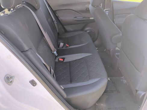 Used 2020 Nissan Kicks S FWD image 16