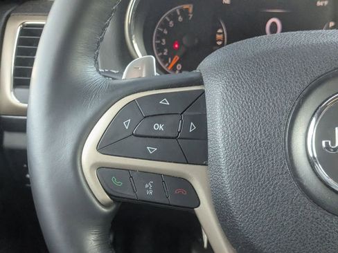 Used 2016 Jeep Grand Cherokee Laredo 75th Anniversary image 18