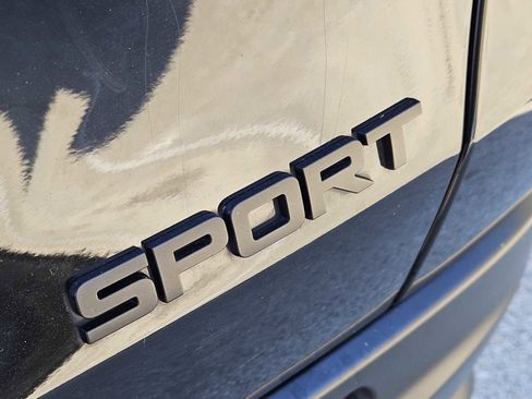 Used 2023 Honda HR-V Sport image 11