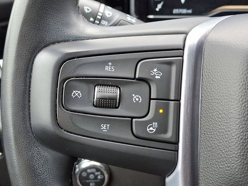 Certified 2023 GMC Sierra 1500 Elevation w/ LPO, Elevation Black Package AWD/4WD image 17
