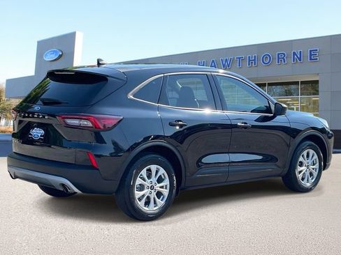 Certified 2025 Ford Escape Active FWD image 6