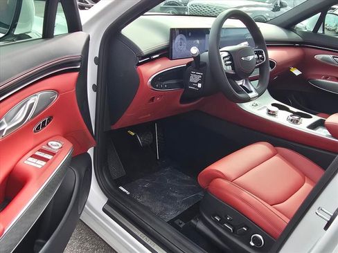 New 2026 Genesis GV70 2.5T Sport Prestige image 9