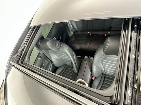 Used 2021 Mercedes-Benz GLC 300 image 21