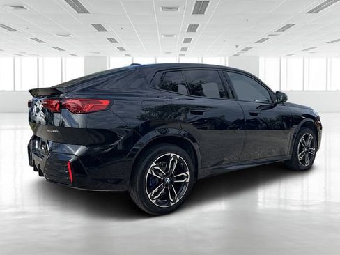 Certified 2025 BMW X2 xDrive28i image 4