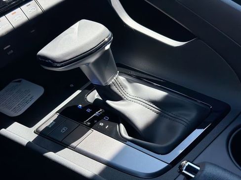 New 2026 Hyundai Elantra Sport FWD image 22