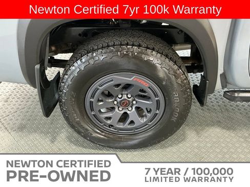 Used 2025 Nissan Frontier PRO-4X AWD/4WD image 47