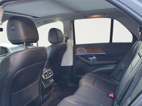 Used 2024 Mercedes-Benz GLE 450 4MATIC w/ Winter Package image 25