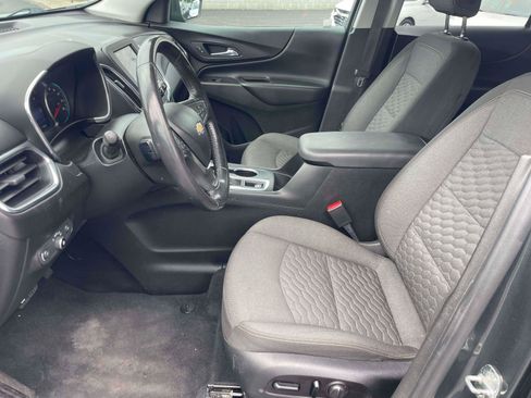 Used 2020 Chevrolet Equinox LT FWD image 5
