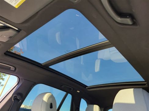 Used 2023 BMW X5 xDrive40i image 16