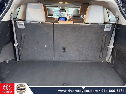 Used 2023 Toyota Highlander XLE image 16