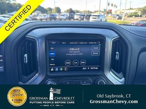 Used 2021 Chevrolet Silverado 1500 RST w/ Z71 Off-Road Package AWD/4WD image 13