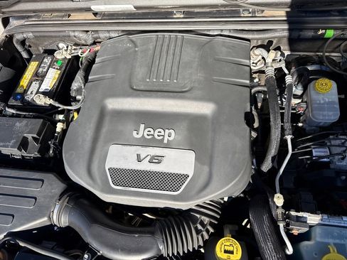 Used 2017 Jeep Wrangler Unlimited Sport w/ Quick Order Package 24S image 28