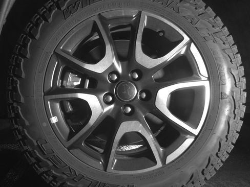 Used 2025 Jeep Compass Trailhawk AWD/4WD image 11