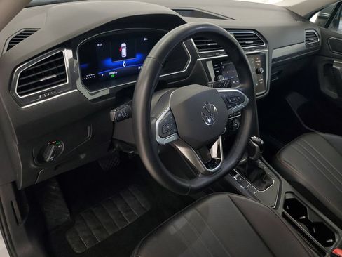 Used 2024 Volkswagen Tiguan Wolfsburg Edition FWD image 11