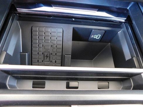 New 2026 Ford F250 Platinum image 32