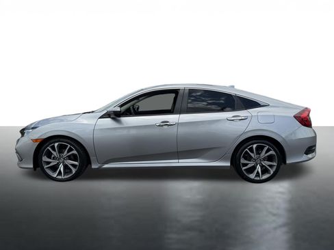 Used 2019 Honda Civic Touring image 5