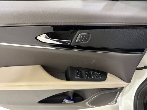 Used 2022 Lincoln Nautilus Standard w/ Premium Package image 14