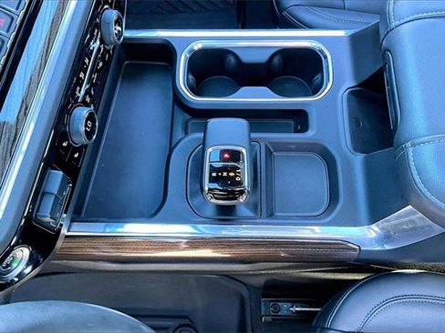 Used 2024 Chevrolet Silverado 1500 LT Trail Boss w/ LT Trail Boss Premium Package image 19