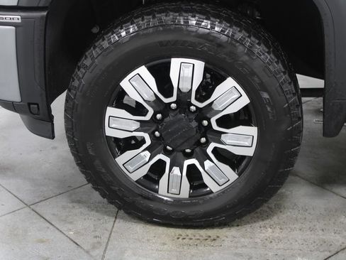 Used 2025 GMC Sierra 2500 Denali w/ Denali Reserve Package image 24