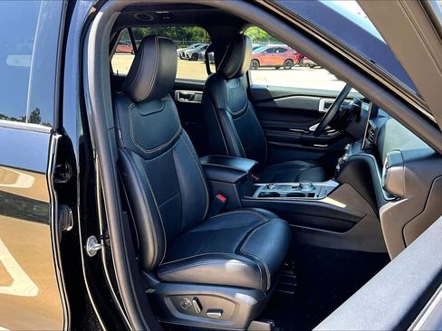 Used 2020 Ford Explorer ST w/ Premium Technology Package AWD/4WD image 9