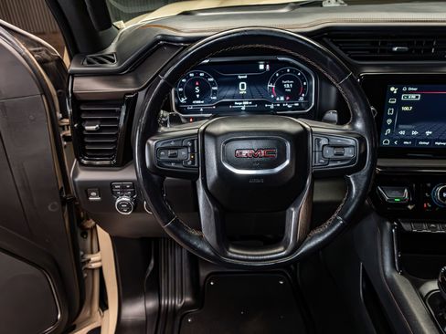 Used 2022 GMC Sierra 1500 AT4 image 15