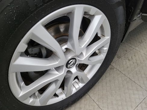 Used 2019 Nissan Rogue S w/ Special Edition Package image 31