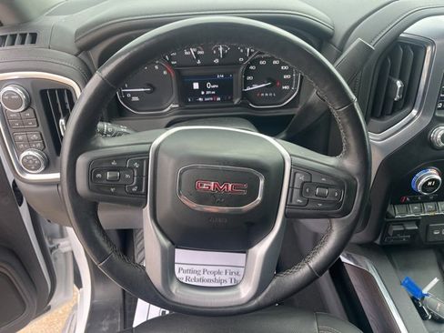 Used 2022 GMC Sierra 1500 SLT w/ SLT Premium Plus Package image 13