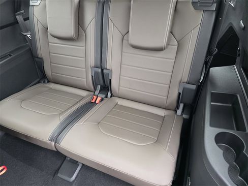 New 2026 Volkswagen Atlas SEL image 21