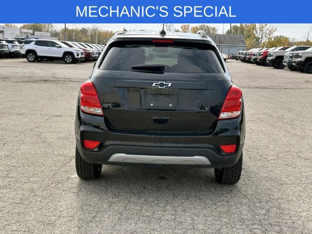 Used 2018 Chevrolet Trax LT w/ Redline Edition AWD/4WD image 4