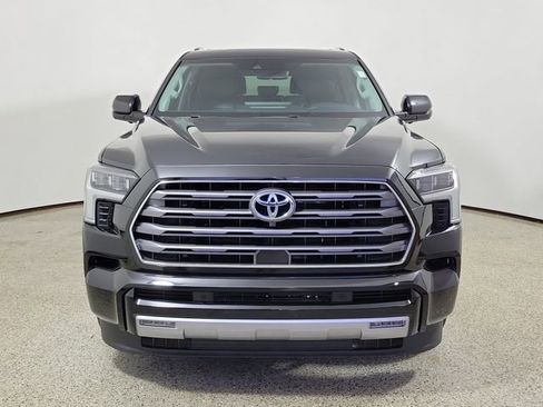 Used 2023 Toyota Sequoia Limited w/ Tow Technology Package AWD/4WD image 3
