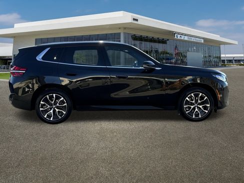 Used 2025 BMW X3 xDrive30i w/ Convenience Package image 12