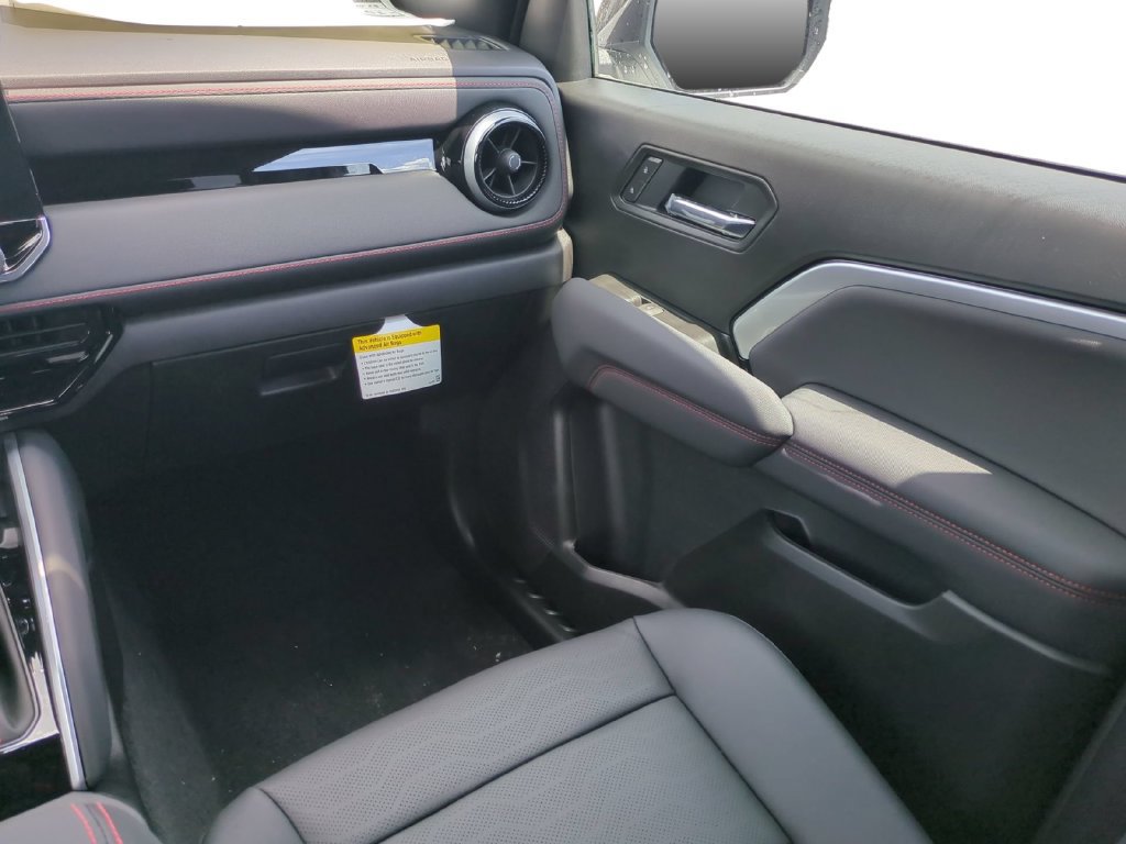 New 2026 Chevrolet Colorado Z71 w/ Technology Package AWD/4WD image 17
