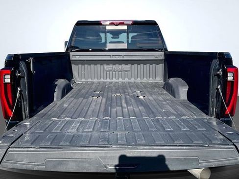 Used 2025 GMC Sierra 3500 Denali w/ Denali Reserve Package image 7