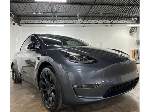 Used 2022 Tesla Model Y Long Range AWD/4WD image 6