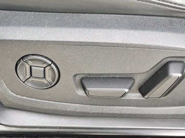 Used 2022 Audi Q3 2.0T Premium Plus w/ Premium Plus Package AWD/4WD image 10