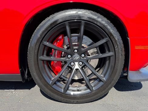 Used 2018 Dodge Challenger T/A image 13