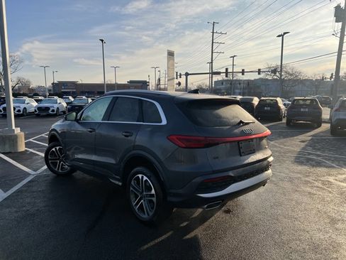 Used 2025 Audi Q5 Premium image 4