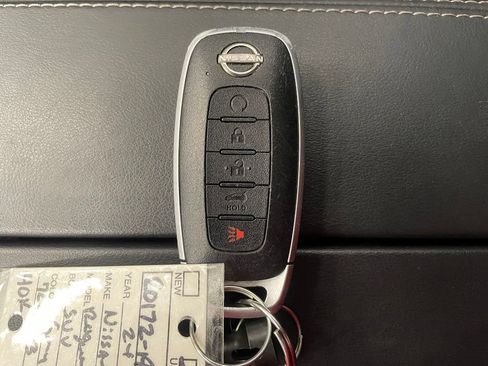 Certified 2024 Nissan Rogue SV FWD image 18