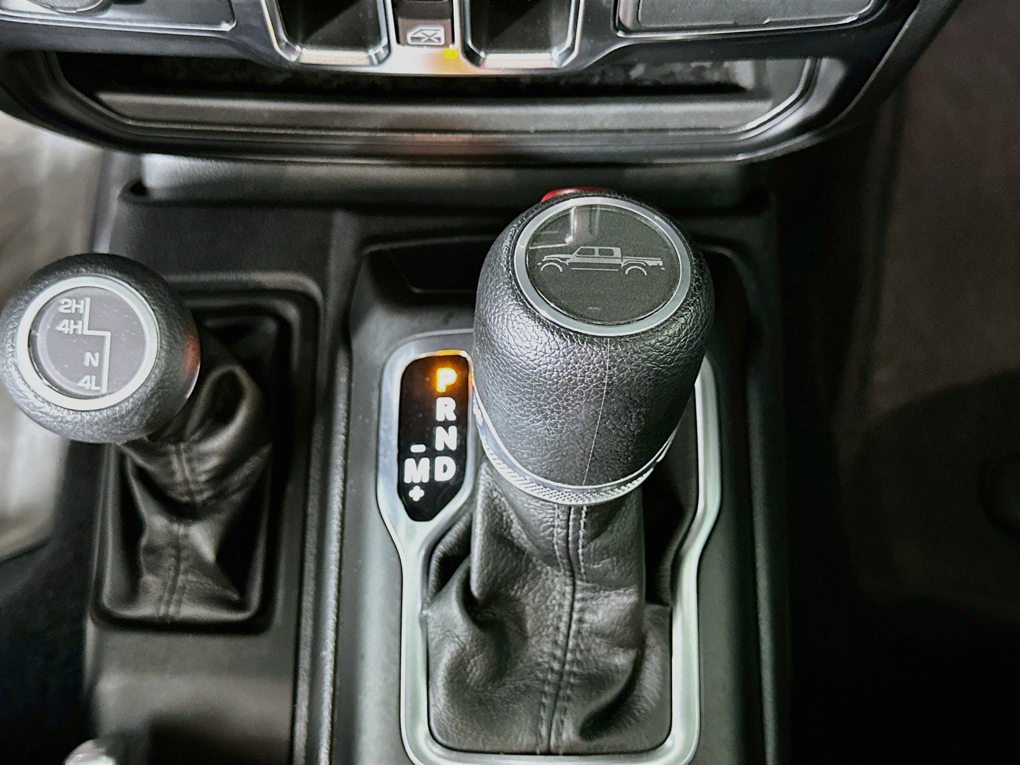 Used 2023 Jeep Gladiator Sport AWD/4WD image 24