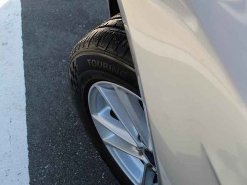 Used 2016 Ford Focus SE image 29