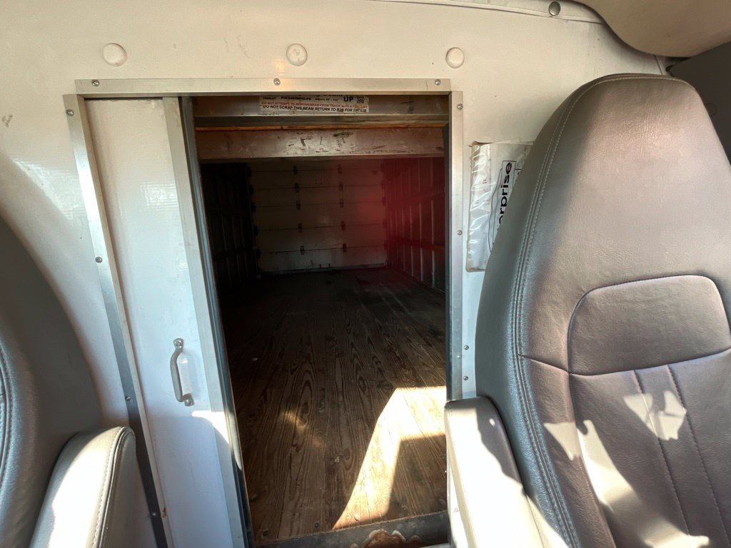 Used 2014 Chevrolet Express 3500 Extended RWD image 14