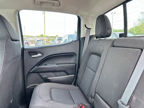 Used 2020 Chevrolet Colorado LT w/ LT Convenience Package AWD/4WD image 16