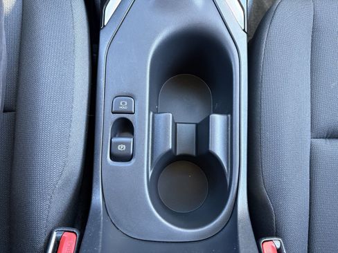 Used 2024 Toyota Corolla LE image 18