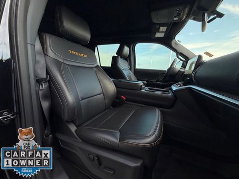 Used 2025 Ford Expedition Tremor AWD/4WD image 26