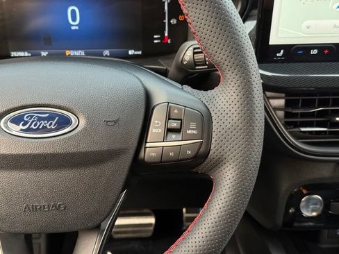 Used 2023 Ford Escape ST-Line w/ Tech Pack #1 AWD/4WD image 24