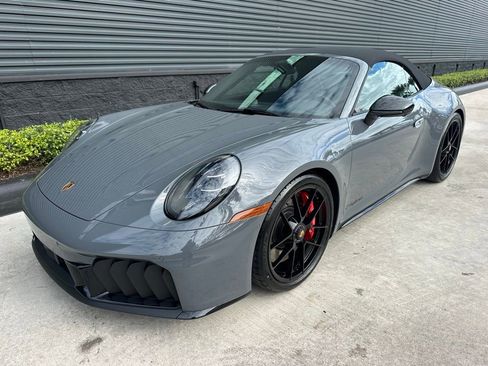 Used 2026 Porsche 911 Carrera 4 GTS AWD/4WD image 7