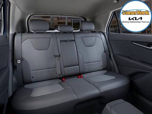 New 2025 Kia Niro EX image 14