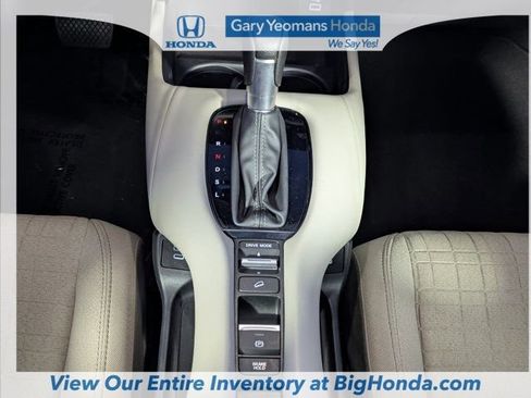 Certified 2024 Honda HR-V LX image 22